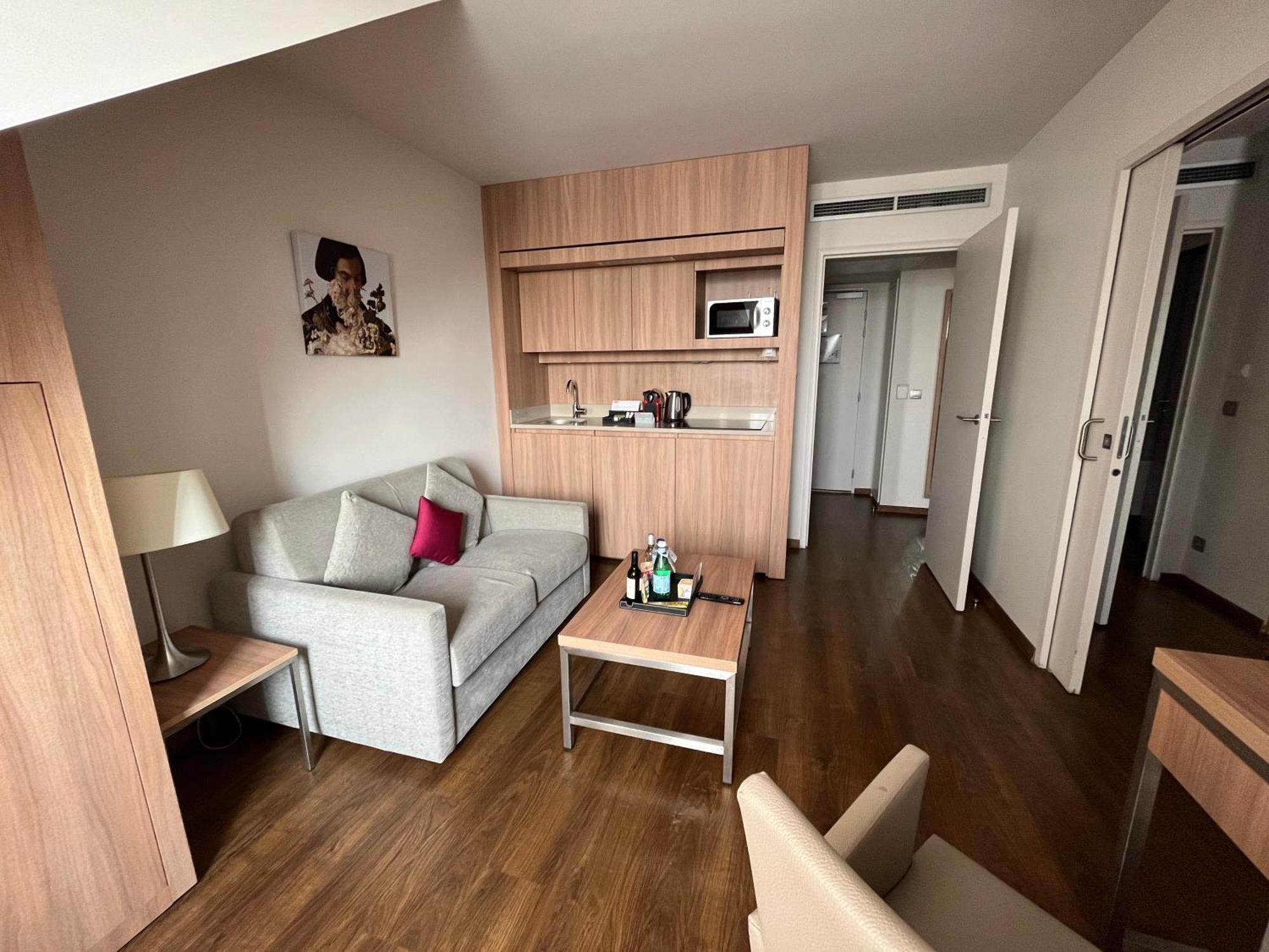 Aparthotel Paris Cdg Airport