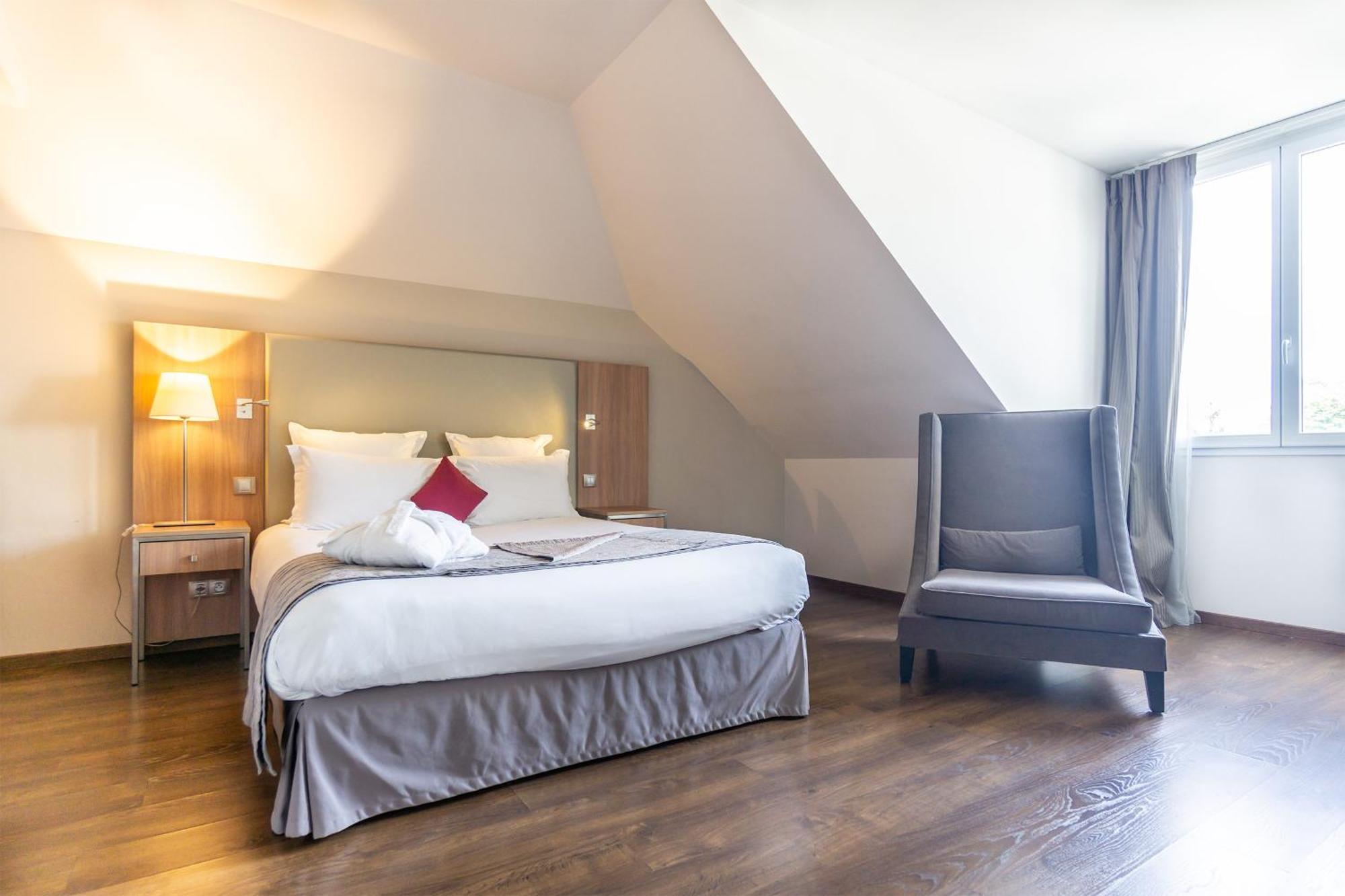 Paris Cdg Airport Apartahotel 4*