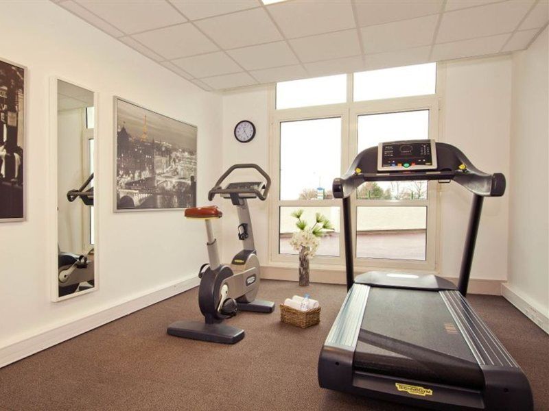 Apartahotel Paris Cdg Airport 4*